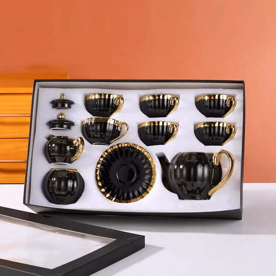 高品質カスタムセラミックカップソーサーセット色釉高級ゴールドデザイン磁器コーヒーティーカップセット日常用